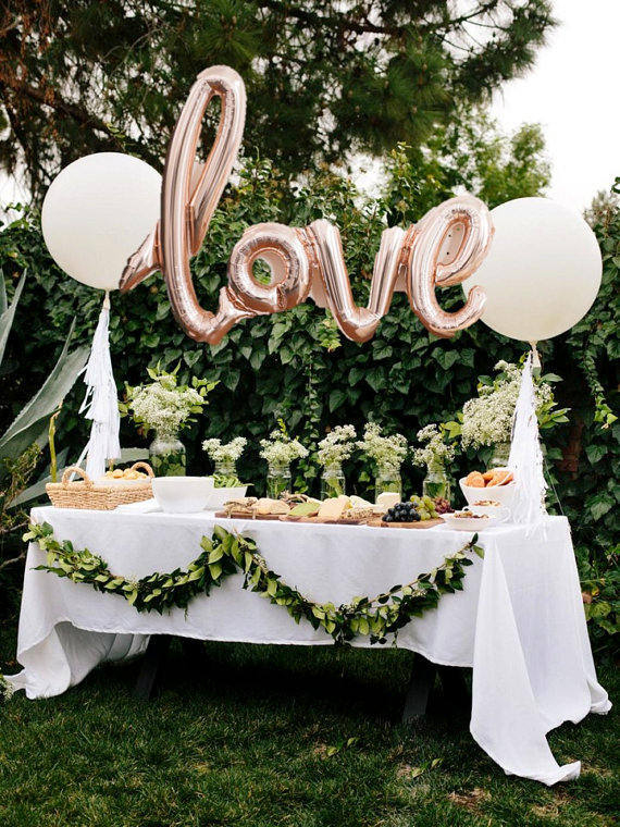 Ideas para decorar una boda con globos 